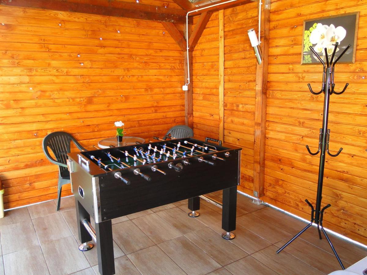 Vadrozsa Vendeghaz-Apartman Демьен Экстерьер фото